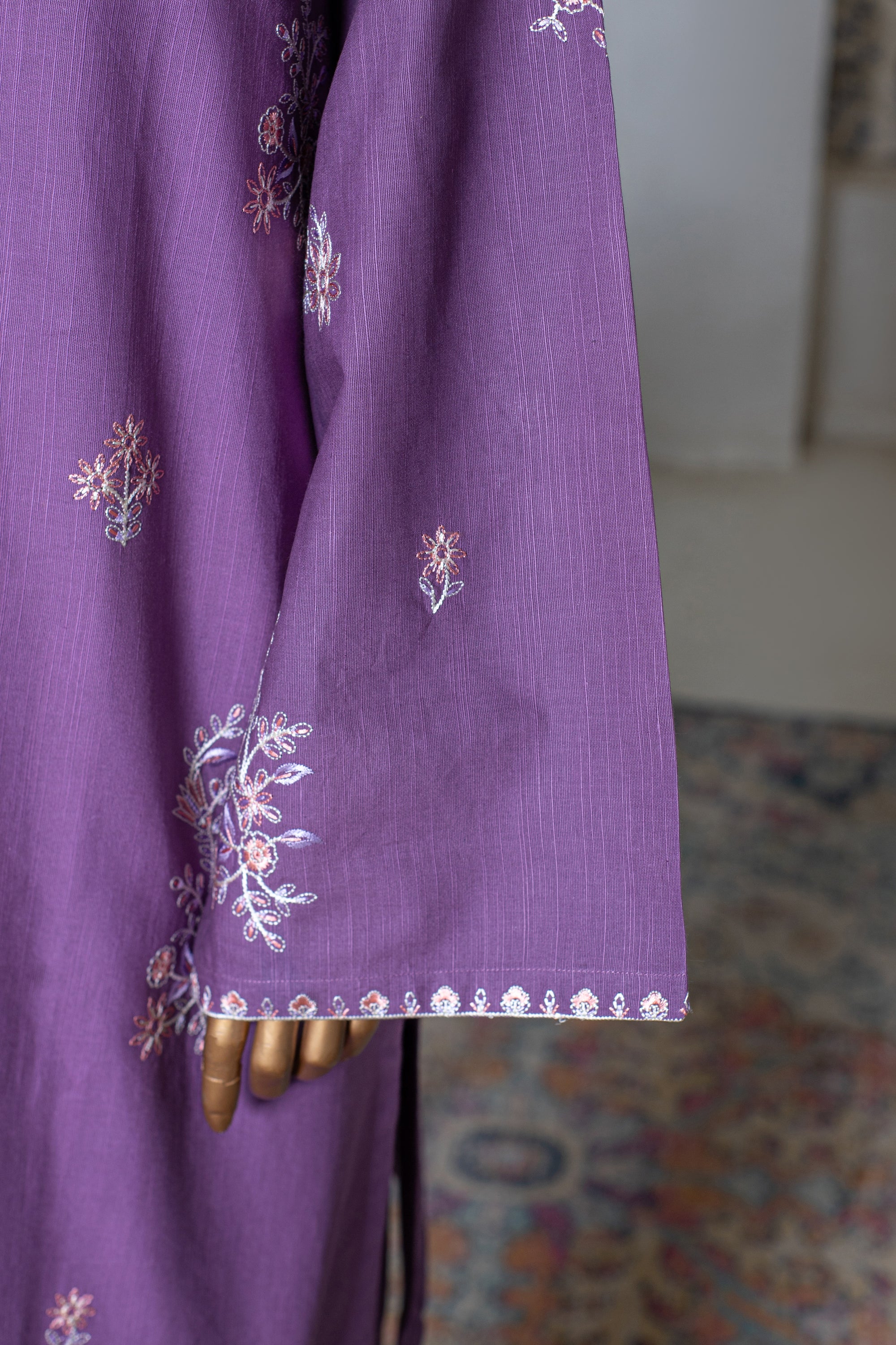 Gul – Khaddar 2-Piece Embroidered Suit (Soft Purple)