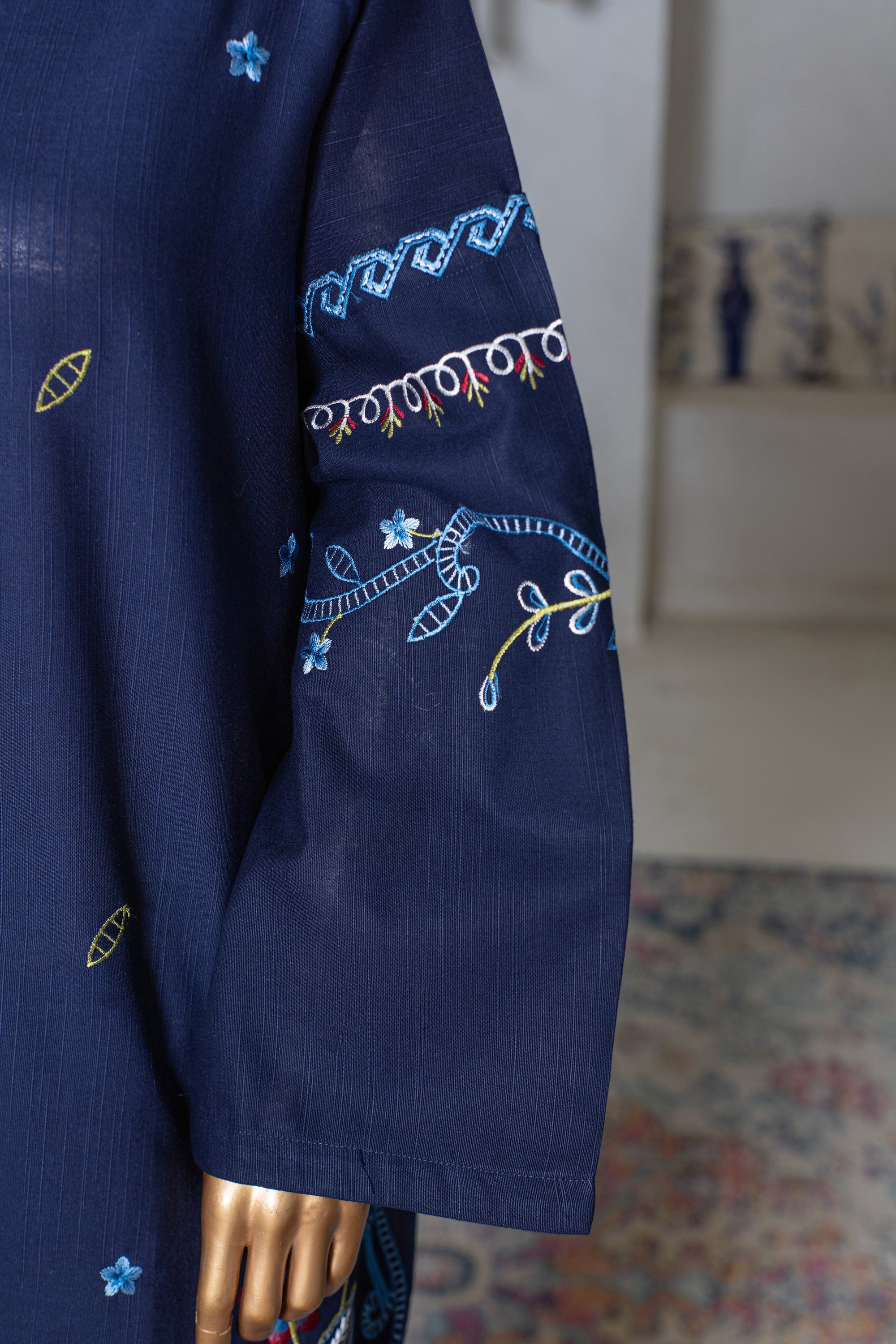 Maysa – Khaddar 2-Piece Embroidered Suit (Navy)