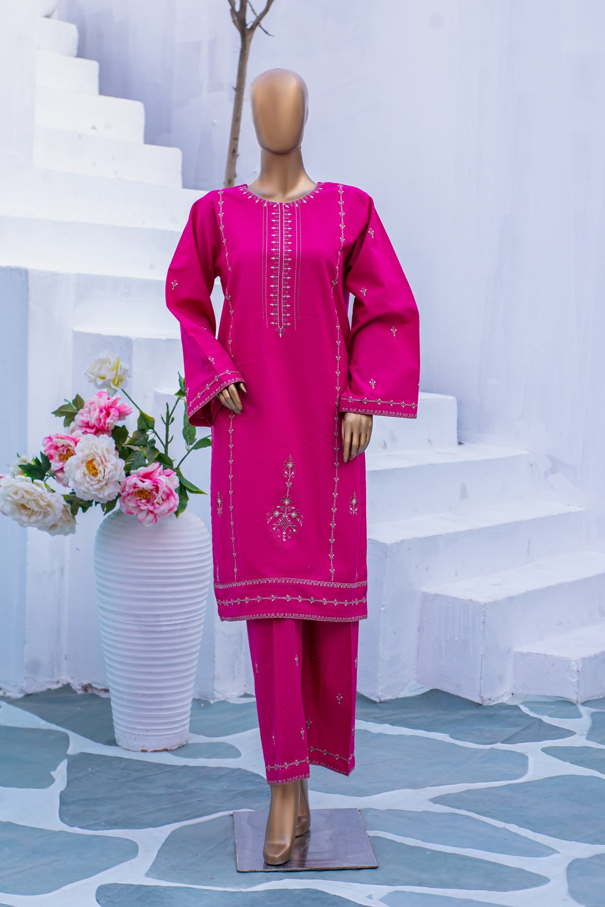 Sitara – Khaddar 2-Piece Embroidered Suit (Shocking Pink)