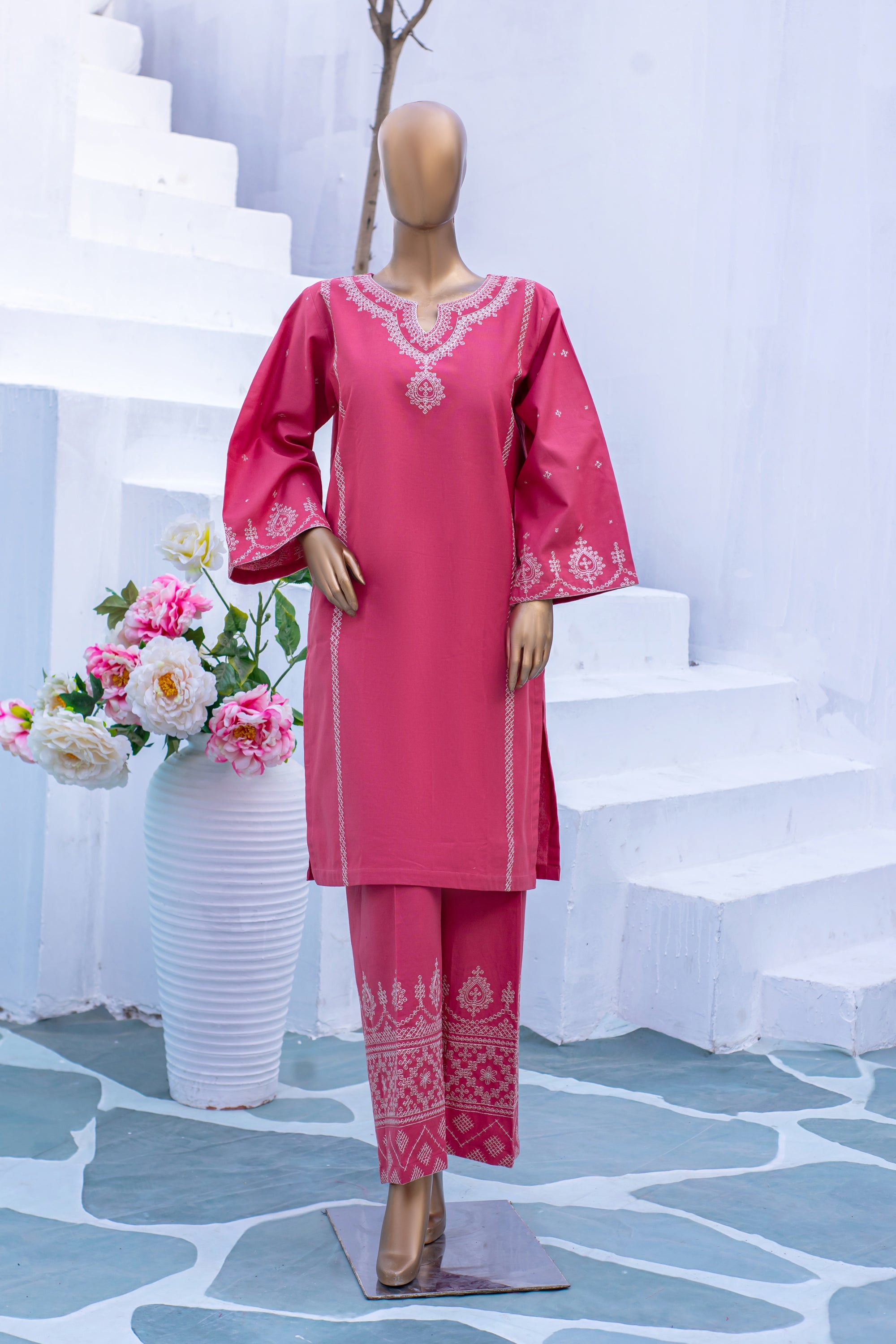 Nour – Khaddar 2-Piece Embroidered Suit (Pink)